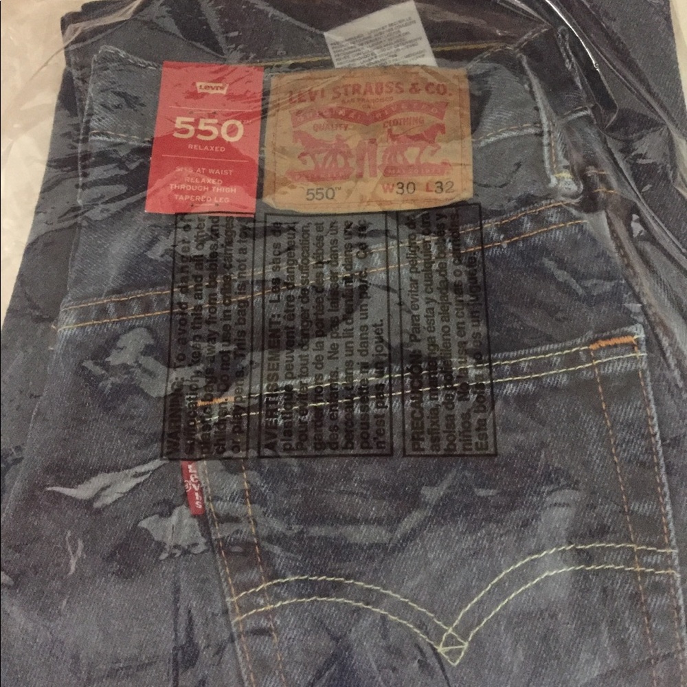 Levi's 550 Relaxed Fit Jeans 30x32 NWT